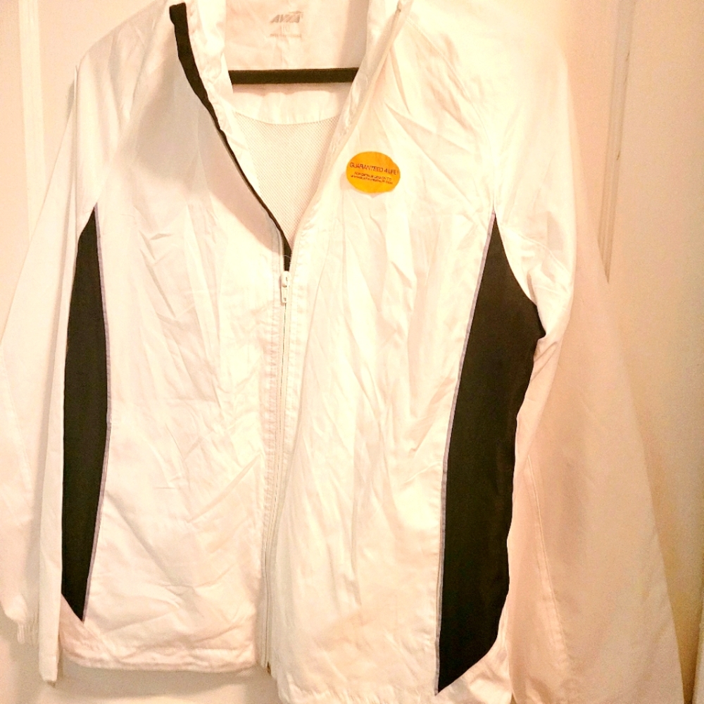 Nice and chic ligh jacket